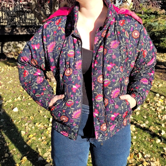 Vintage paisley print down filled puffer jacket - Picture 4 of 16